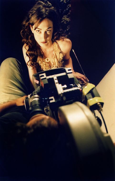photographie de l'actrice melisandre meertens face a la camera.